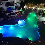Aura Blu * סאני ביץ'