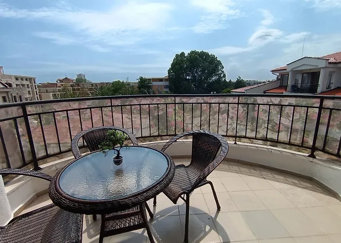 Aura Blu アパート