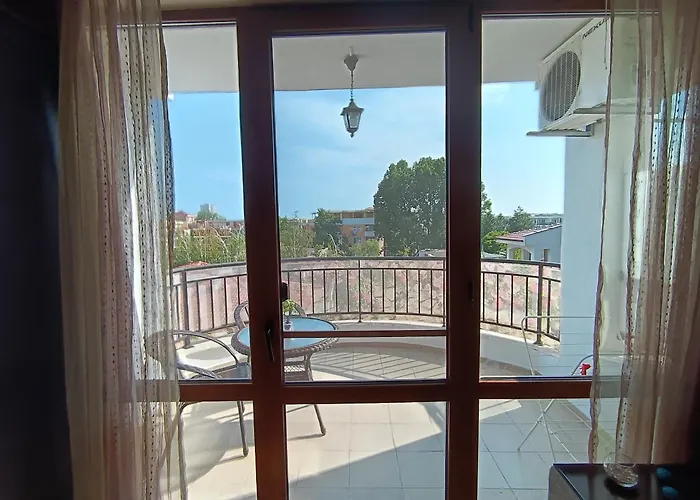 アパート Aura Blu